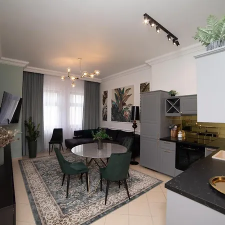 Trzy Gracje - Monte Cassino By Oneapartments Sopot Exterior photo
